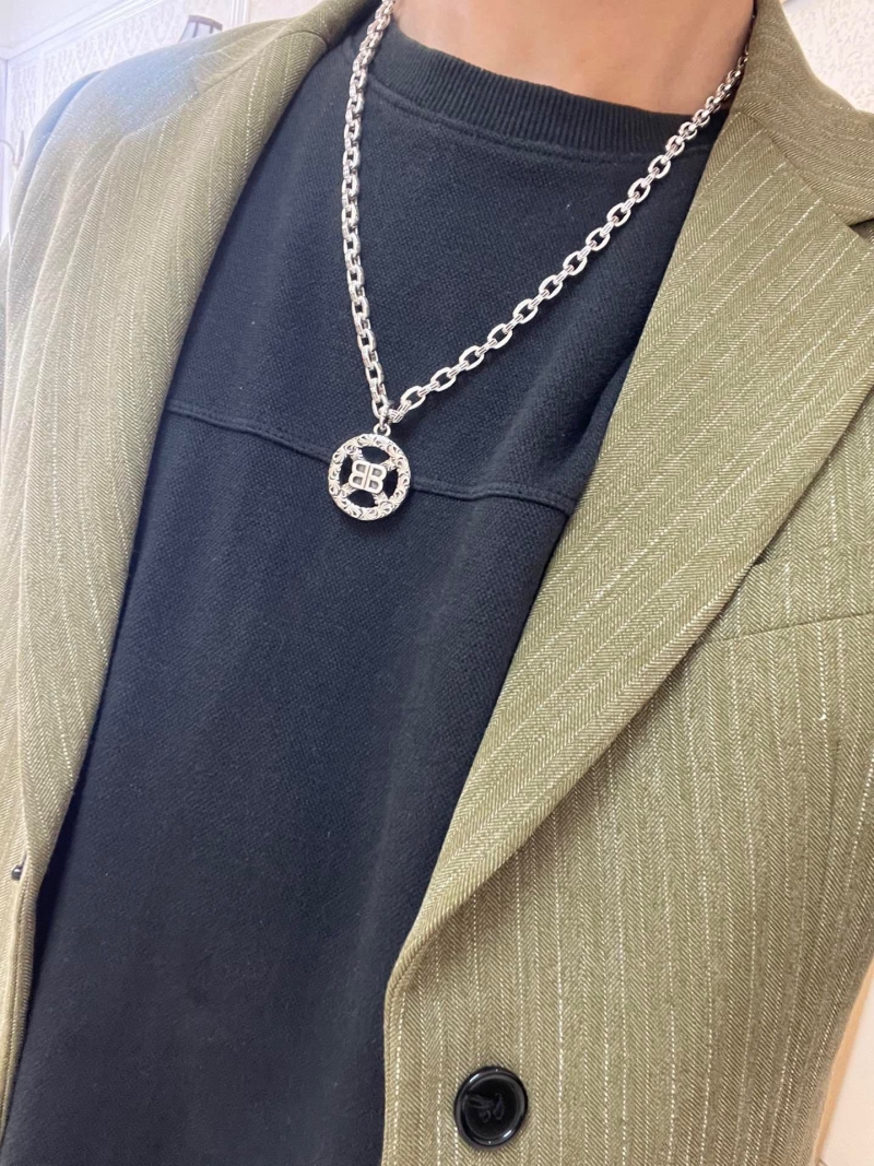 Ba1en*iaga necklaces